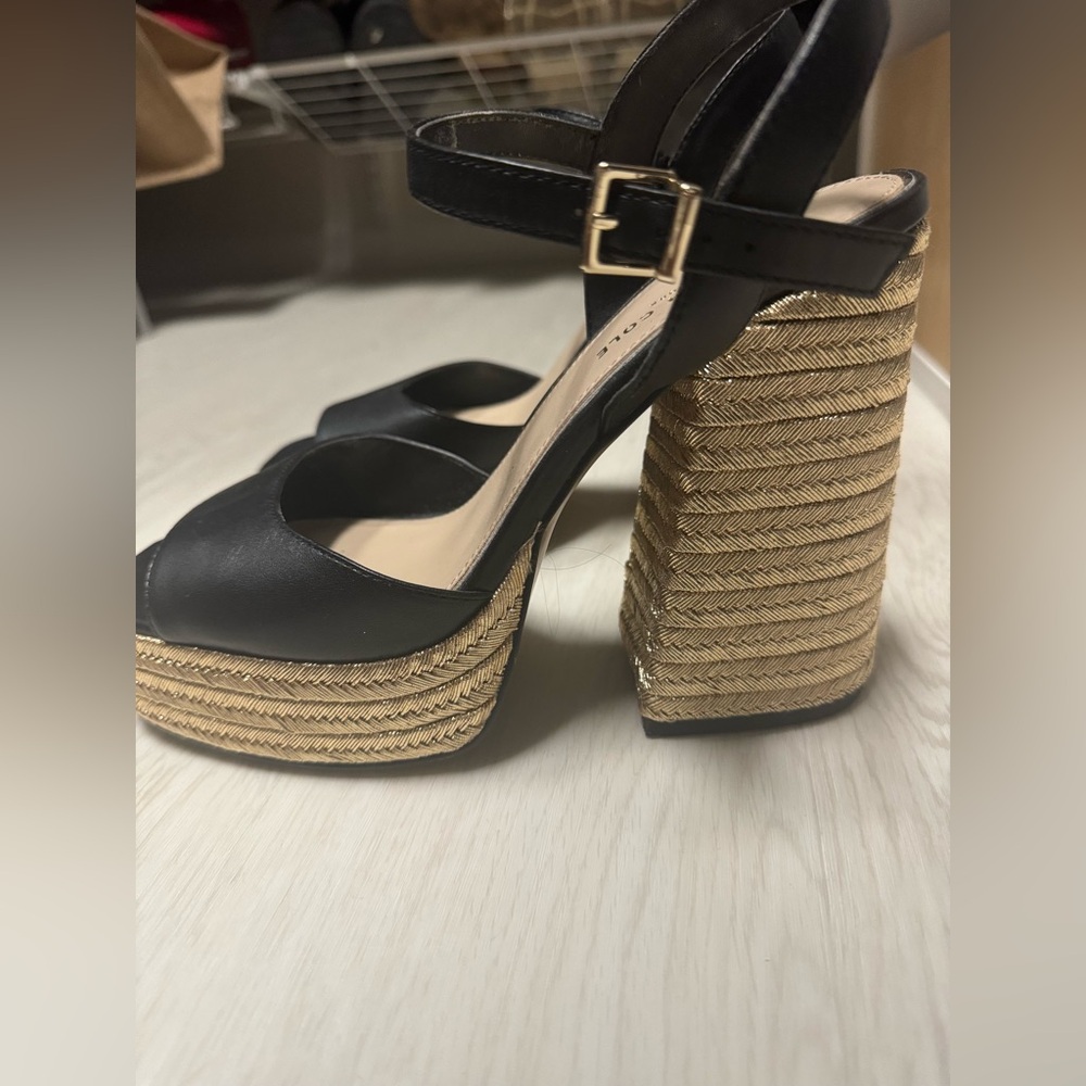Kenneth Cole Platform woven golden heels boho leather US 10
